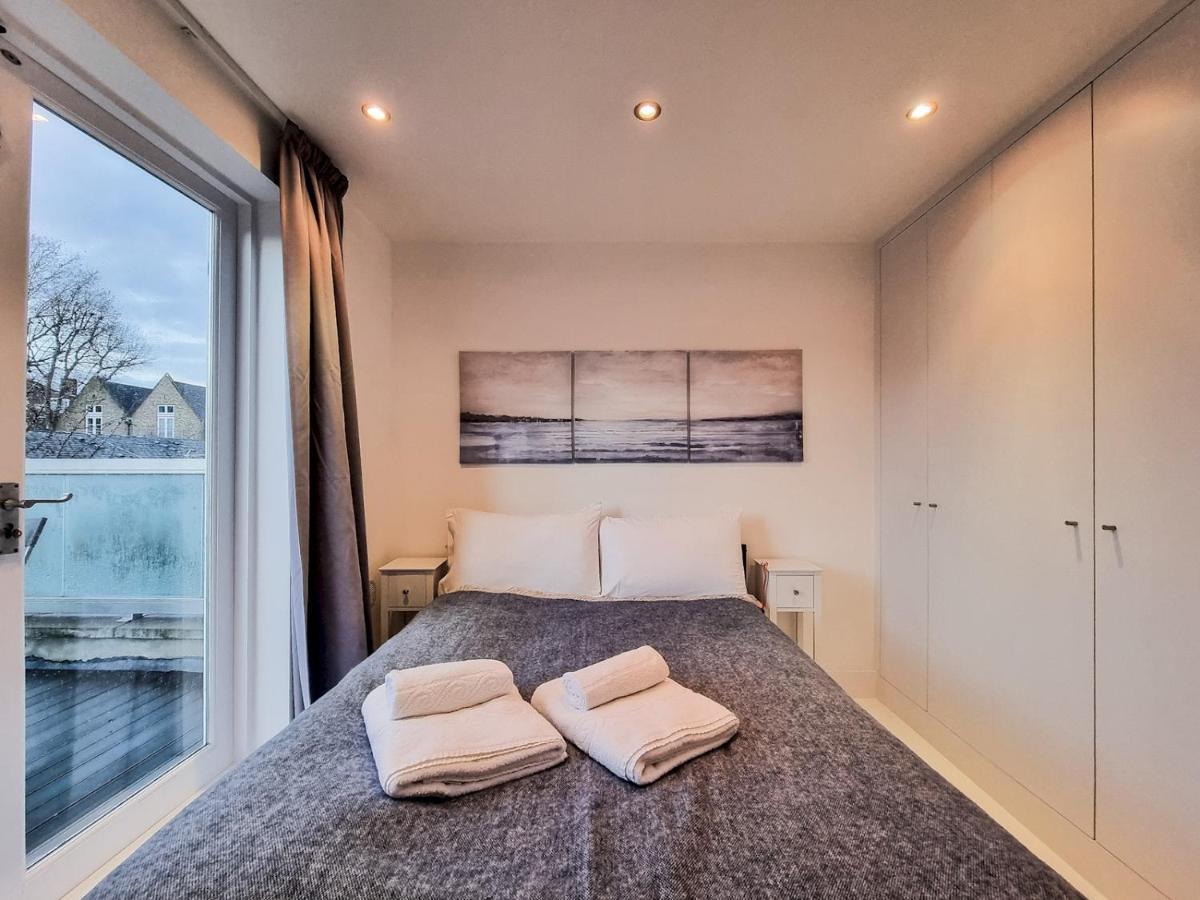 Pass The Keys Family Friendly 2 Bedroom Gem In Shepherd'S Bush Londyn Zewnętrze zdjęcie